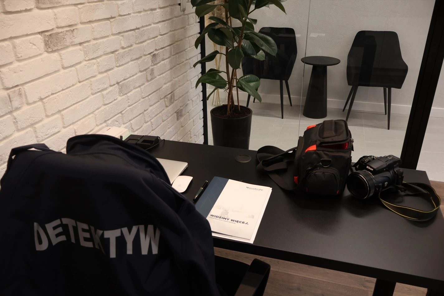 Panorama Opola nocą — tło sekcji Detektyw Opole